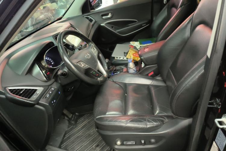 Used Hyundai Santa Fe 2015 2.0T Automatic 4x4 Smart 7-Seater Left Front Seat