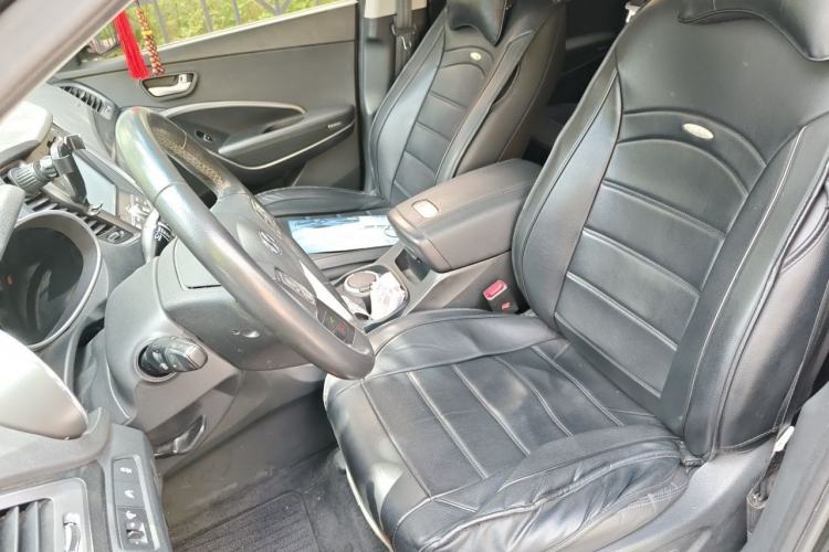 Used Hyundai Santa Fe 2015 2.0T Automatic 4x4 Smart 7-Seater Left Front Seat
