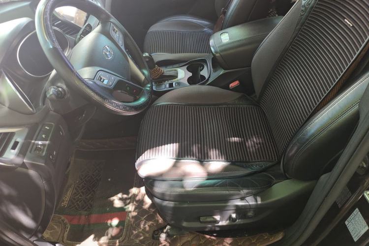 Used Hyundai Santa Fe 2015 2.0T Automatic 4x4 Smart 7-Seater Left Front Seat