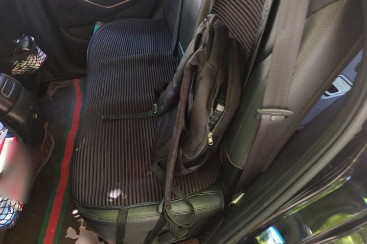 Used Hyundai Santa Fe 2015 2.0T Automatic 4x4 Smart 7-Seater Left Rear Seat