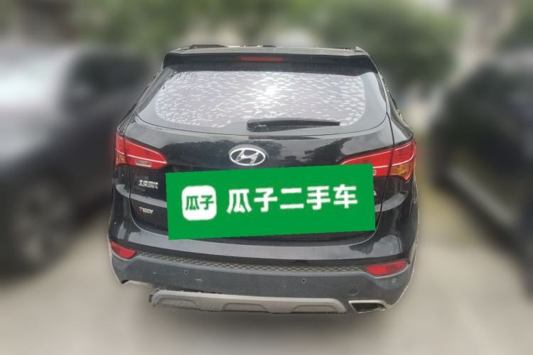 Used Hyundai Santa Fe 2015 2.0T Automatic All-Wheel Drive Smart Version 5 Seats Rear