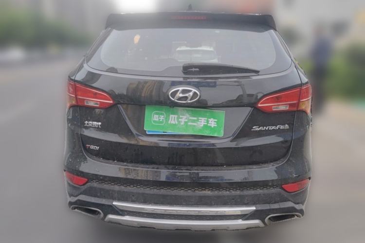 Used Hyundai Santa Fe 2015 2.0T Automatic Two-Wheel Drive Smart Version 5 Seats Rear