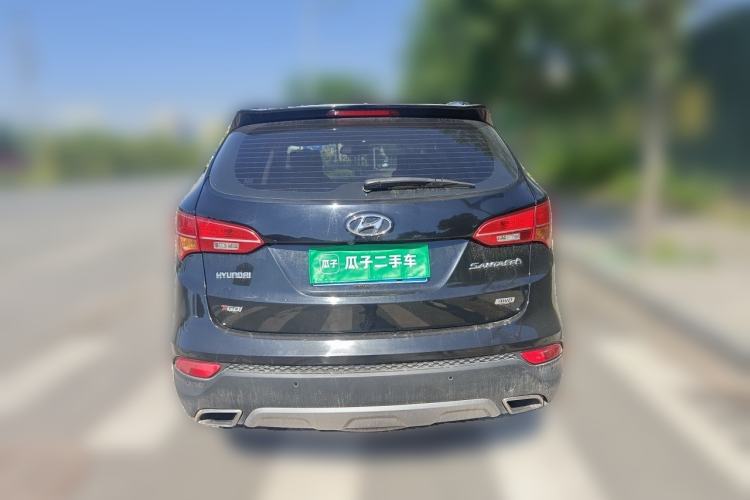 Used Hyundai Santa Fe 2015 2.0T Automatic Two-Wheel Drive Smart Version 5 Seats Rear