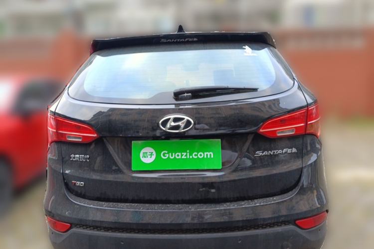 Used Hyundai Santa Fe 2015 2.0T Automatic Two-Wheel Drive Smart Version 5 Seats Rear