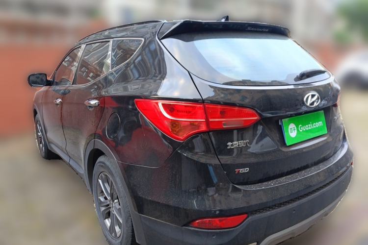 Used Hyundai Santa Fe 2015 2.0T Automatic Two-Wheel Drive Smart Version 5 Seats Rear Left 45 Deg