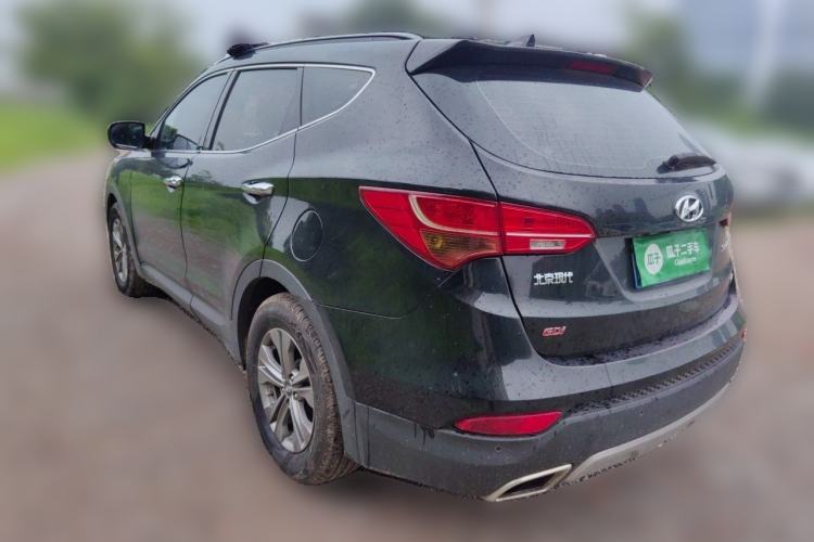 Used Hyundai Santa Fe 2015 2.0T Automatic 4x4 Smart 7-Seater Rear Left 45 Deg