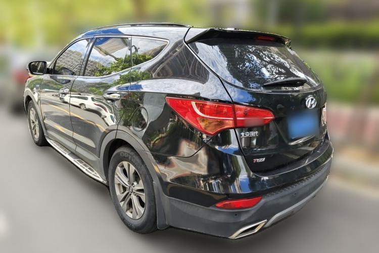 Used Hyundai Santa Fe 2015 2.0T Automatic 4x4 Smart 7-Seater Rear Left 45 Deg