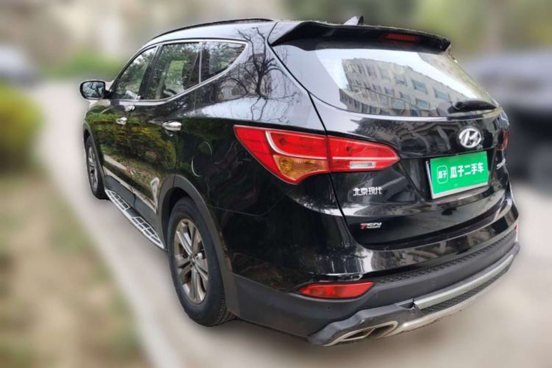 Used Hyundai Santa Fe 2015 2.0T Automatic Two-Wheel Drive Smart Version 5 Seats Rear Left 45 Deg