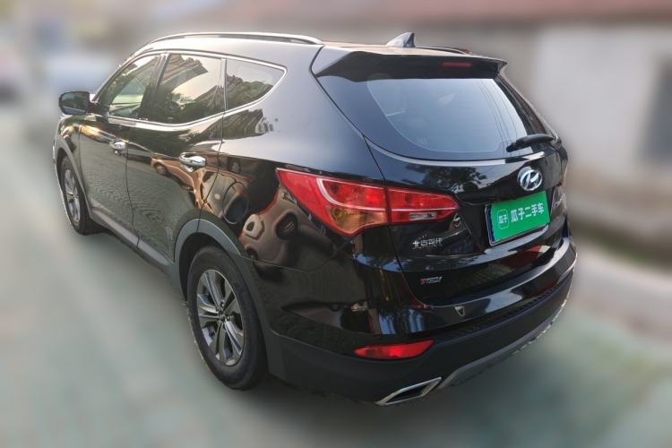 Used Hyundai Santa Fe 2015 2.0T Automatic Two-Wheel Drive Smart Version 5 Seats Rear Left 45 Deg