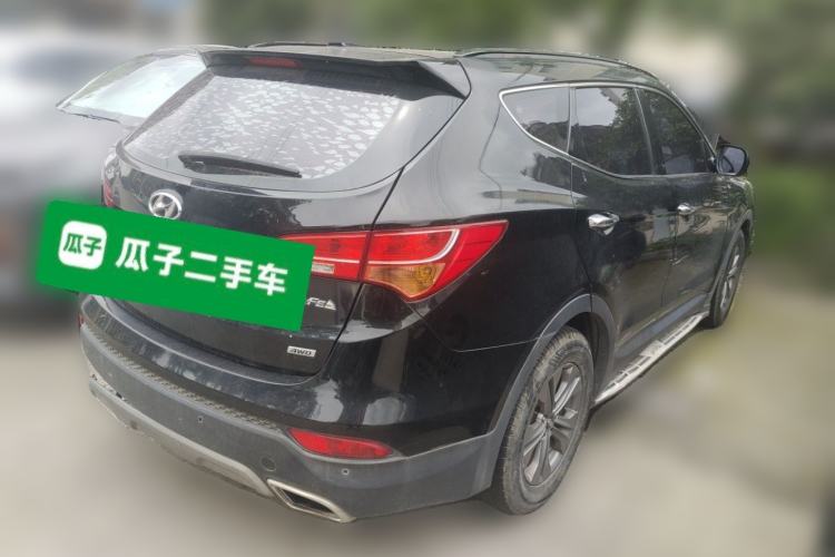 Used Hyundai Santa Fe 2015 2.0T Automatic All-Wheel Drive Smart Version 5 Seats Rear Right 45 Deg