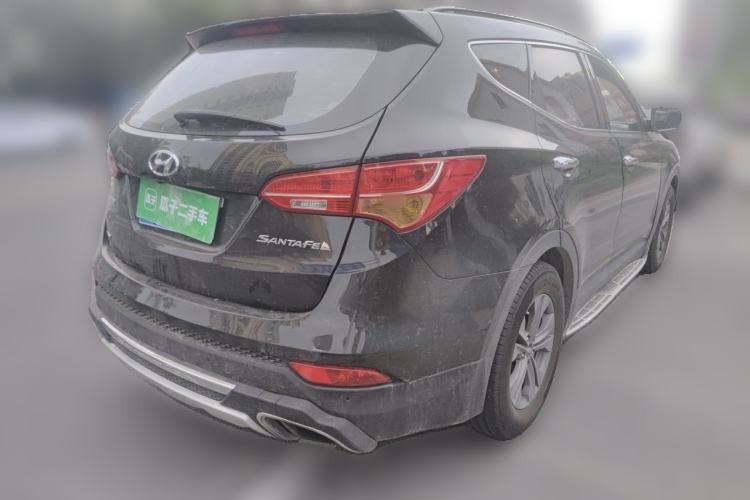 Used Hyundai Santa Fe 2015 2.0T Automatic Two-Wheel Drive Smart Version 5 Seats Rear Right 45 Deg