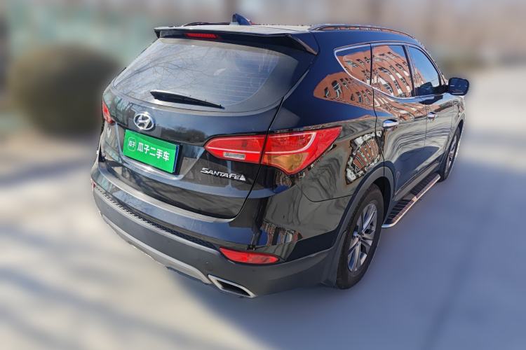 Used Hyundai Santa Fe 2015 2.0T Automatic Two-Wheel Drive Smart Version 5 Seats Rear Right 45 Deg