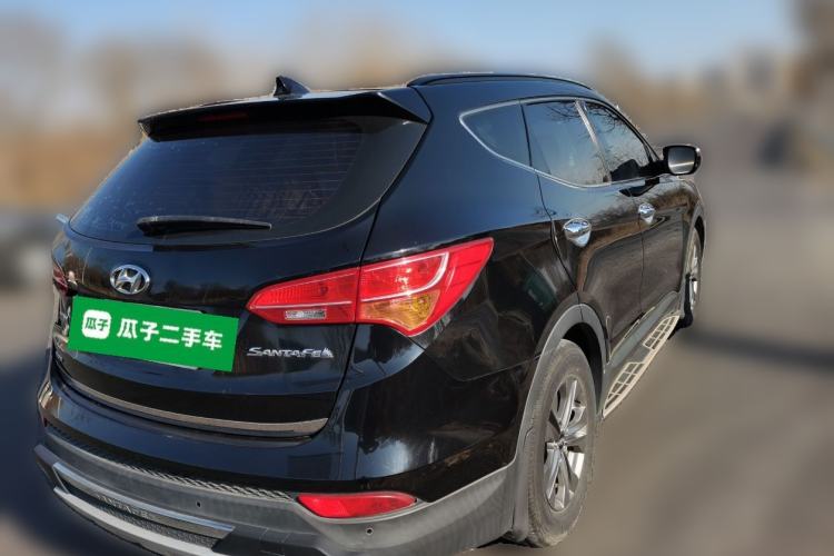 Used Hyundai Santa Fe 2015 2.0T Automatic Two-Wheel Drive Smart Version 5 Seats Rear Right 45 Deg