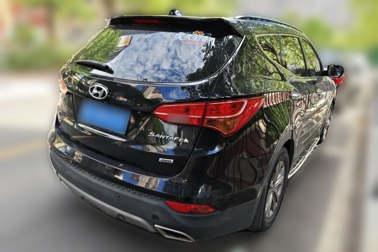 Used Hyundai Santa Fe 2015 2.0T Automatic 4x4 Smart 7-Seater Rear Right 45 Deg