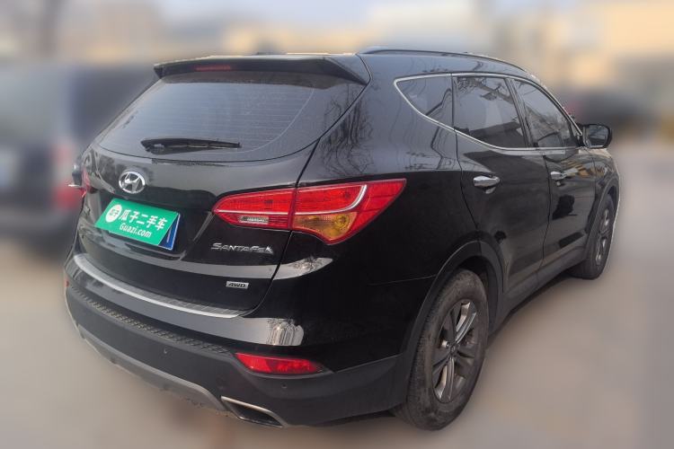 Used Hyundai Santa Fe 2015 2.0T Automatic All-Wheel Drive Smart Version 5 Seats Rear Right 45 Deg