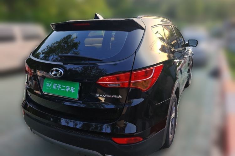 Used Hyundai Santa Fe 2015 2.0T Automatic Two-Wheel Drive Smart Version 5 Seats Rear Right 45 Deg