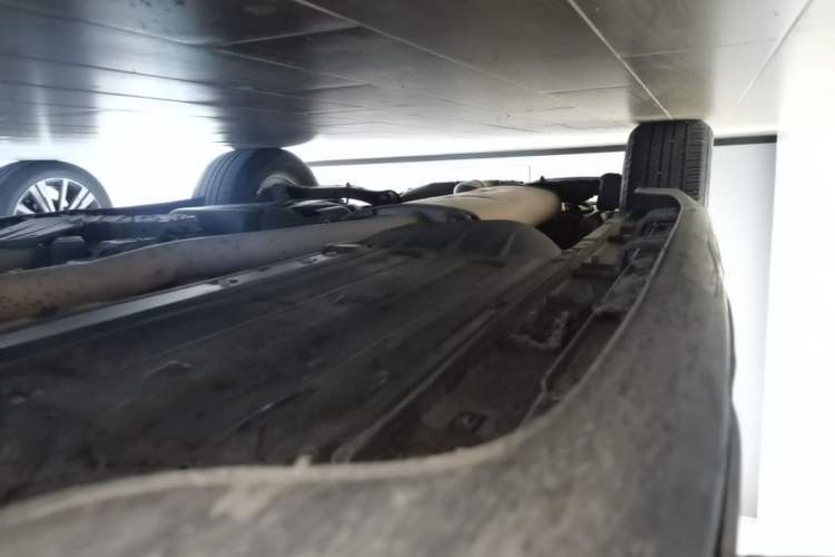 Used Hyundai Santa Fe 2015 2.0T Automatic Two-Wheel Drive Smart Version 5 Seats Right Side Sill