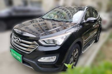 Used Hyundai Santa Fe 2015 2.0T Automatic Two-Wheel Drive Smart Version 5 Seats