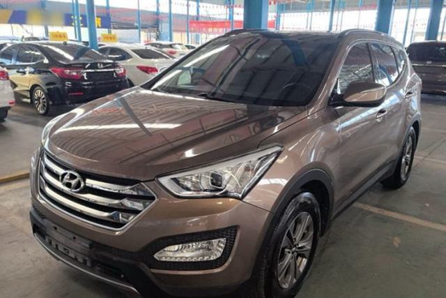 Used Hyundai Santa Fe 2015 2.0T Automatic Two-Wheel Drive Smart Version 5 Seats