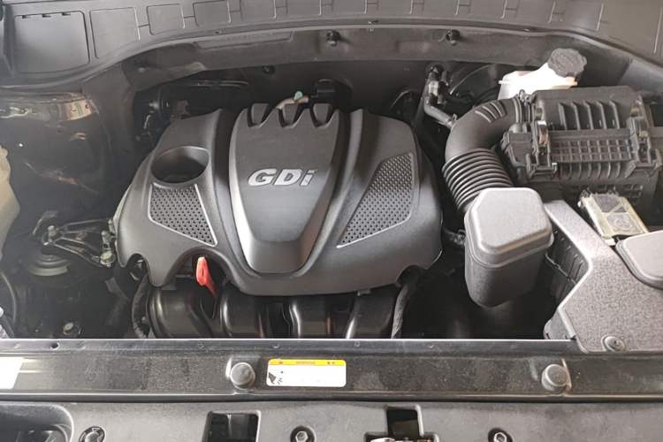 Used Hyundai Santa Fe 2015 2.4L Automatic All-Wheel Drive Smart Version 5 Seats Engine Bay