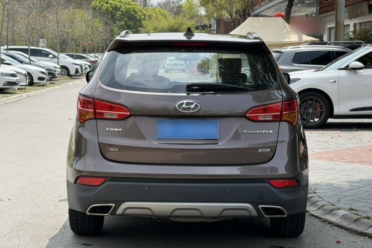Used Hyundai Santa Fe 2015 2.0T Automatic Two-Wheel Drive Smart Version 5 Seats Exterior 1