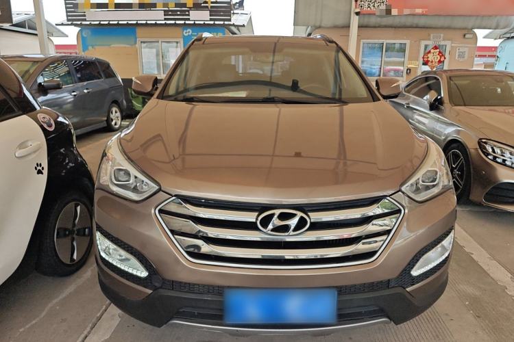 Used Hyundai Santa Fe 2015 2.0T Automatic All-Wheel Drive Smart Version 5 Seats Exterior 1
