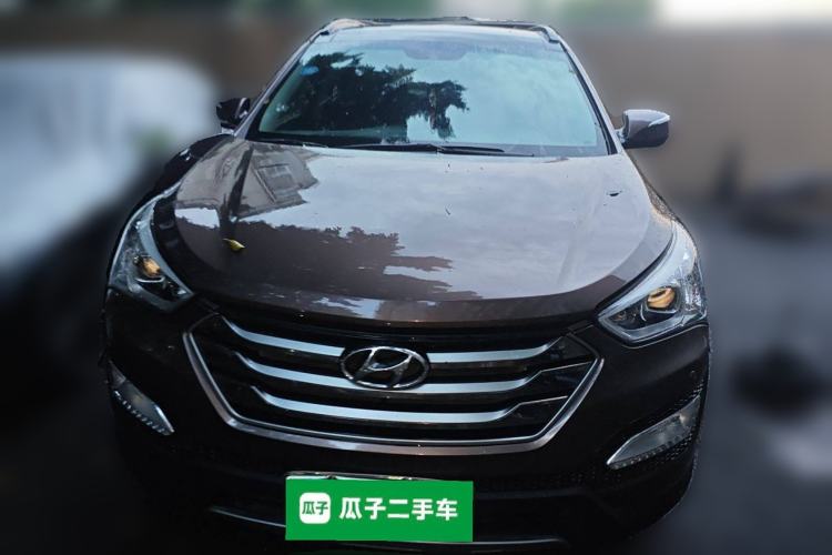 Used Hyundai Santa Fe 2015 2.4L Automatic Two-Wheel Drive Smart Version 5 Seats Exterior 1