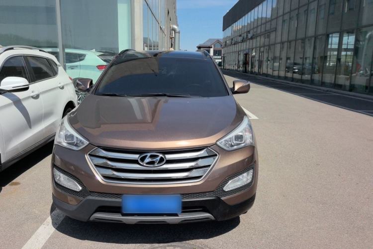 Used Hyundai Santa Fe 2015 2.0T Automatic All-Wheel Drive Smart Version 5 Seats Exterior 1