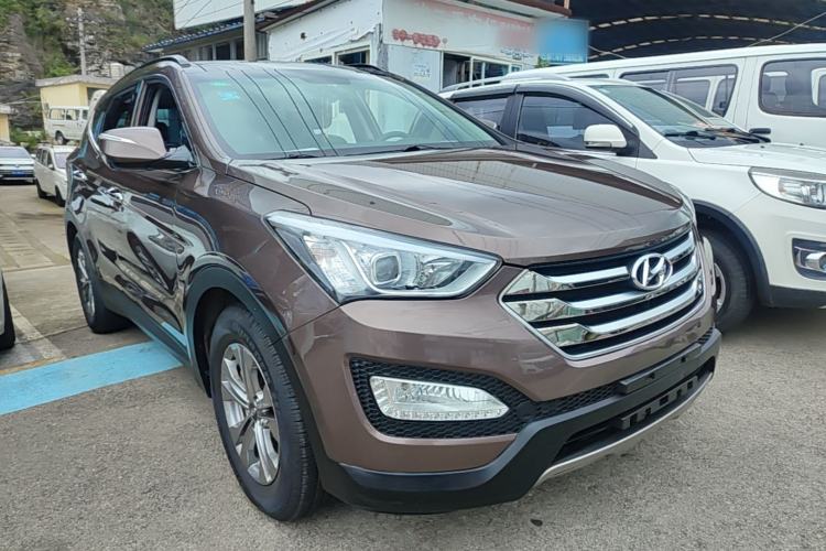 Used Hyundai Santa Fe 2015 2.0T Automatic Two-Wheel Drive Smart Version 5 Seats Exterior 1