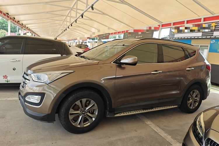 Used Hyundai Santa Fe 2015 2.0T Automatic All-Wheel Drive Smart Version 5 Seats Exterior 3