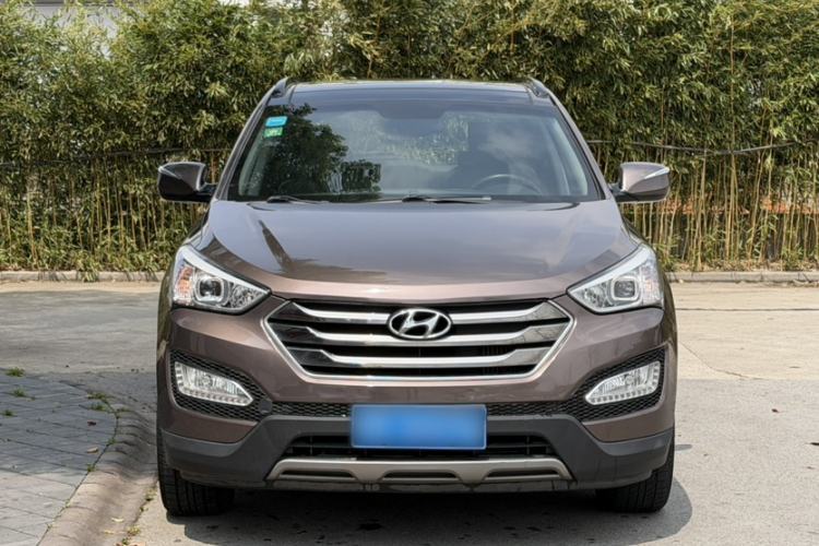 Used Hyundai Santa Fe 2015 2.0T Automatic Two-Wheel Drive Smart Version 5 Seats Exterior 7