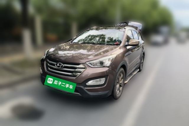 Used Hyundai Santa Fe 2015 2.0T Automatic Two-Wheel Drive Smart Version 5 Seats