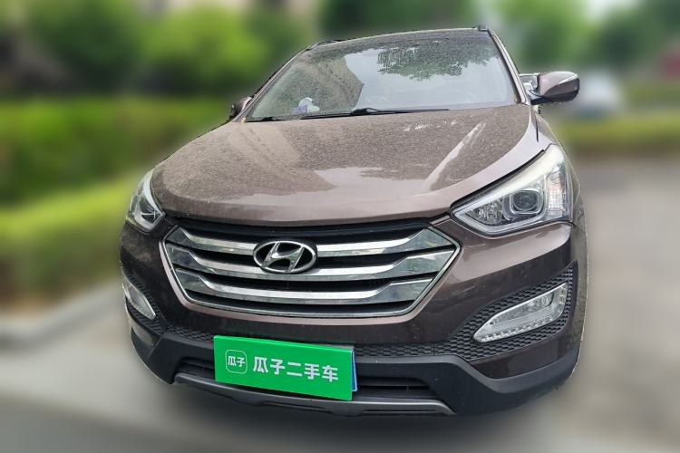Used Hyundai Santa Fe 2015 2.0T Automatic Two-Wheel Drive Smart Version 5 Seats Front