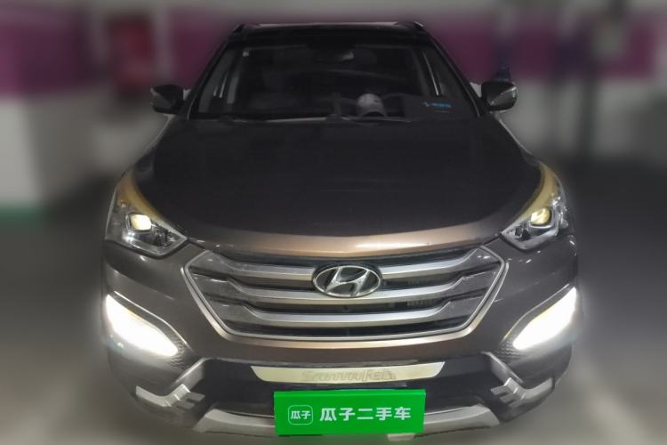 Used Hyundai Santa Fe 2015 2.0T Automatic All-Wheel Drive Smart Version 5 Seats Front