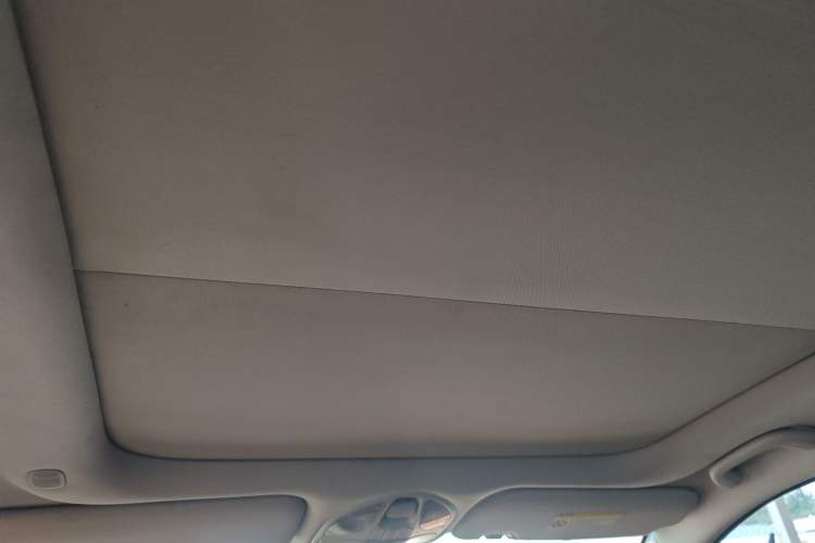 Used Hyundai Santa Fe 2015 2.0T Automatic All-Wheel Drive Smart Version 5 Seats Headliner