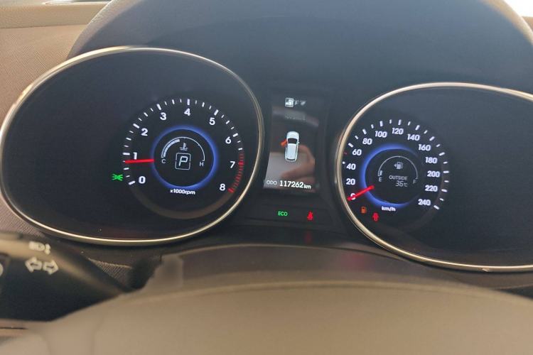 Used Hyundai Santa Fe 2015 2.0T Automatic All-Wheel Drive Smart Version 5 Seats Instrument Cluster