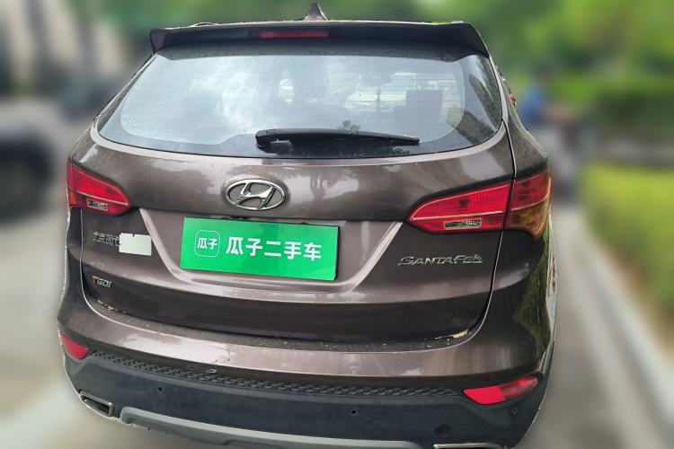 Used Hyundai Santa Fe 2015 2.0T Automatic Two-Wheel Drive Smart Version 5 Seats Rear