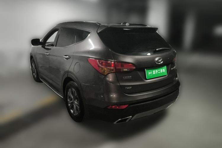 Used Hyundai Santa Fe 2015 2.0T Automatic Two-Wheel Drive Smart Version 5 Seats Rear Left 45 Deg