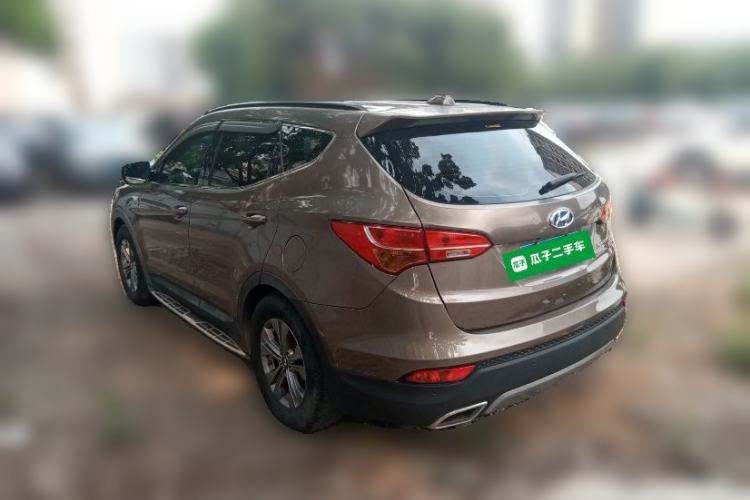 Used Hyundai Santa Fe 2015 2.4L Automatic Two-Wheel Drive Comfort Edition 5 Seats Rear Left 45 Deg