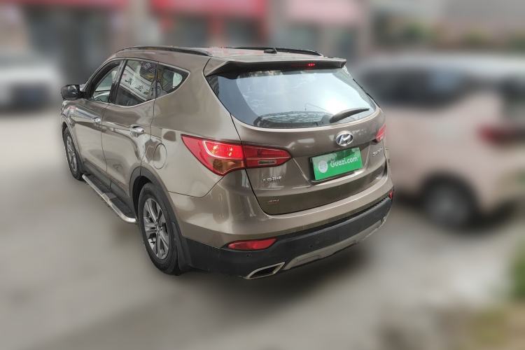 Used Hyundai Santa Fe 2015 2.4L Automatic Two-Wheel Drive Smart Version 5 Seats Rear Left 45 Deg