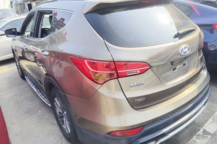 Used Hyundai Santa Fe 2015 2.0T Automatic 4x4 Smart 7-Seater Rear Left 45 Deg