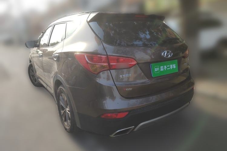 Used Hyundai Santa Fe 2015 2.0T Automatic All-Wheel Drive Smart Version 5 Seats Rear Left 45 Deg