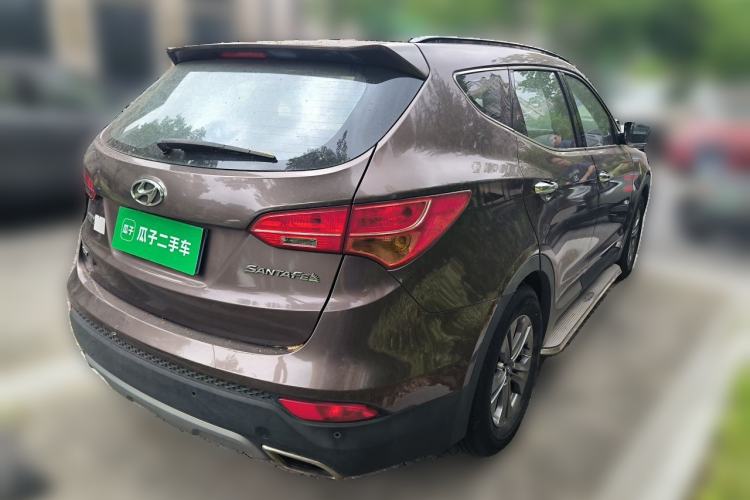 Used Hyundai Santa Fe 2015 2.0T Automatic Two-Wheel Drive Smart Version 5 Seats Rear Right 45 Deg
