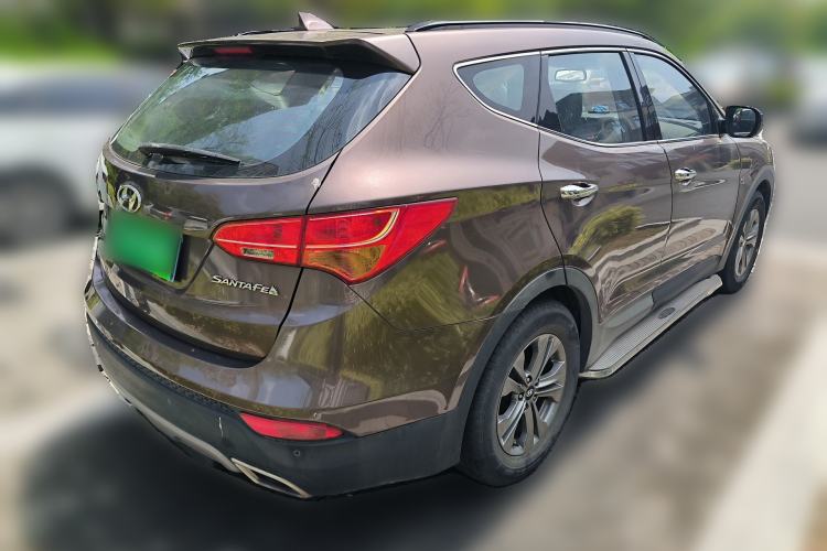 Used Hyundai Santa Fe 2015 2.0T Automatic Two-Wheel Drive Smart Version 5 Seats Rear Right 45 Deg