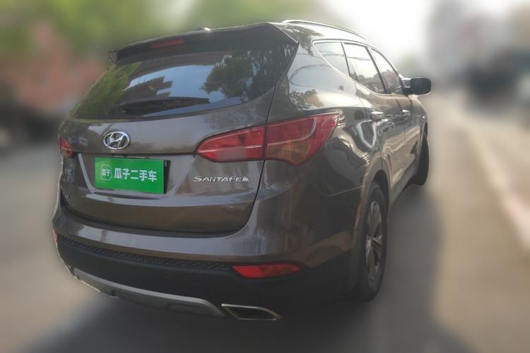 Used Hyundai Santa Fe 2015 2.0T Automatic All-Wheel Drive Smart Version 5 Seats Rear Right 45 Deg