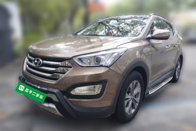 Used Hyundai Santa Fe 2015 2.0T Automatic Two-Wheel Drive Smart Version 5 Seats