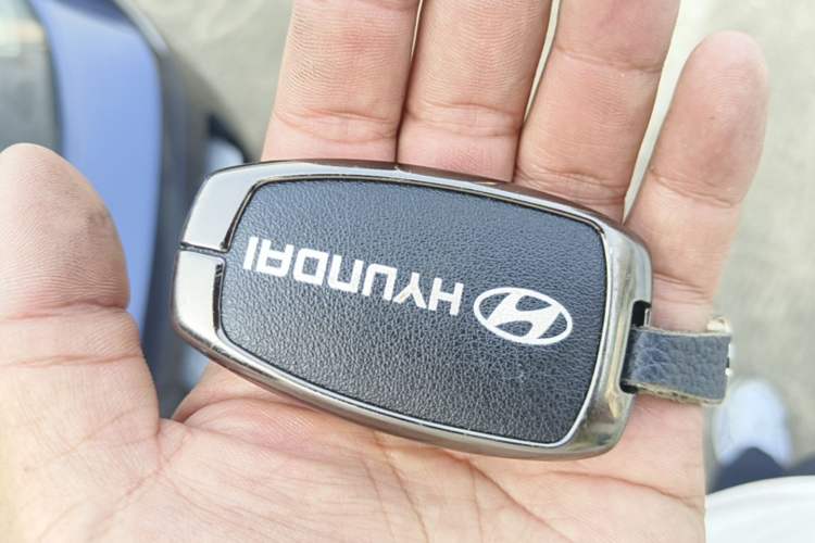 Used Hyundai Santa Fe 2015 2.0T Automatic 4x4 Smart 7-Seater Vehicle Key