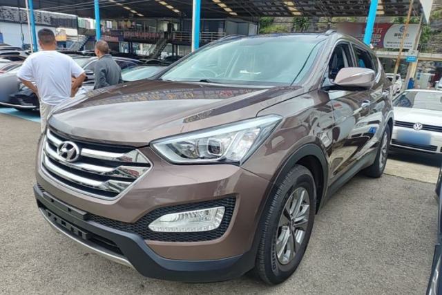 Used Hyundai Santa Fe 2015 2.0T Automatic Two-Wheel Drive Smart Version 5 Seats