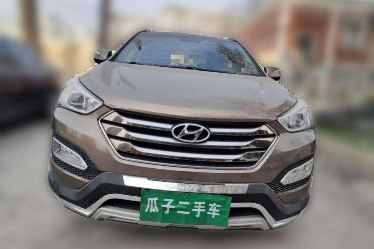 Used Hyundai Santa Fe 2015 2.0T Automatic 4x4 Smart 7-Seater Front