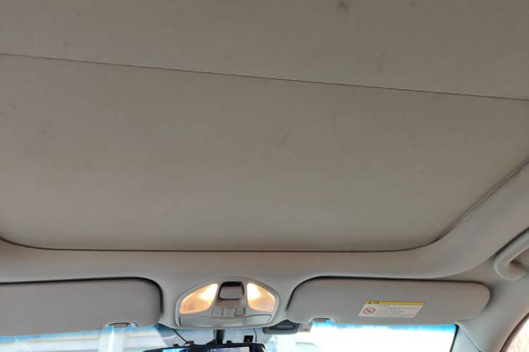 Used Hyundai Santa Fe 2015 2.0T Automatic 4x4 Smart 7-Seater Headliner